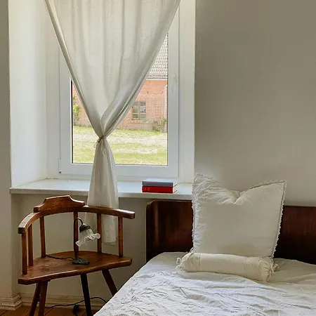 Historic Manor House In Stettiner Haff Nature Park Casa vacanze Neuensund