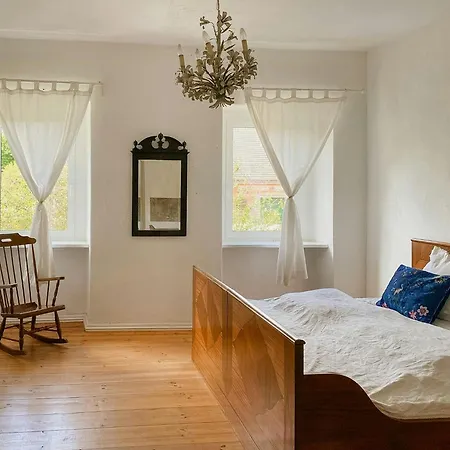 Historic Manor House In Stettiner Haff Nature Park Casa vacanze *